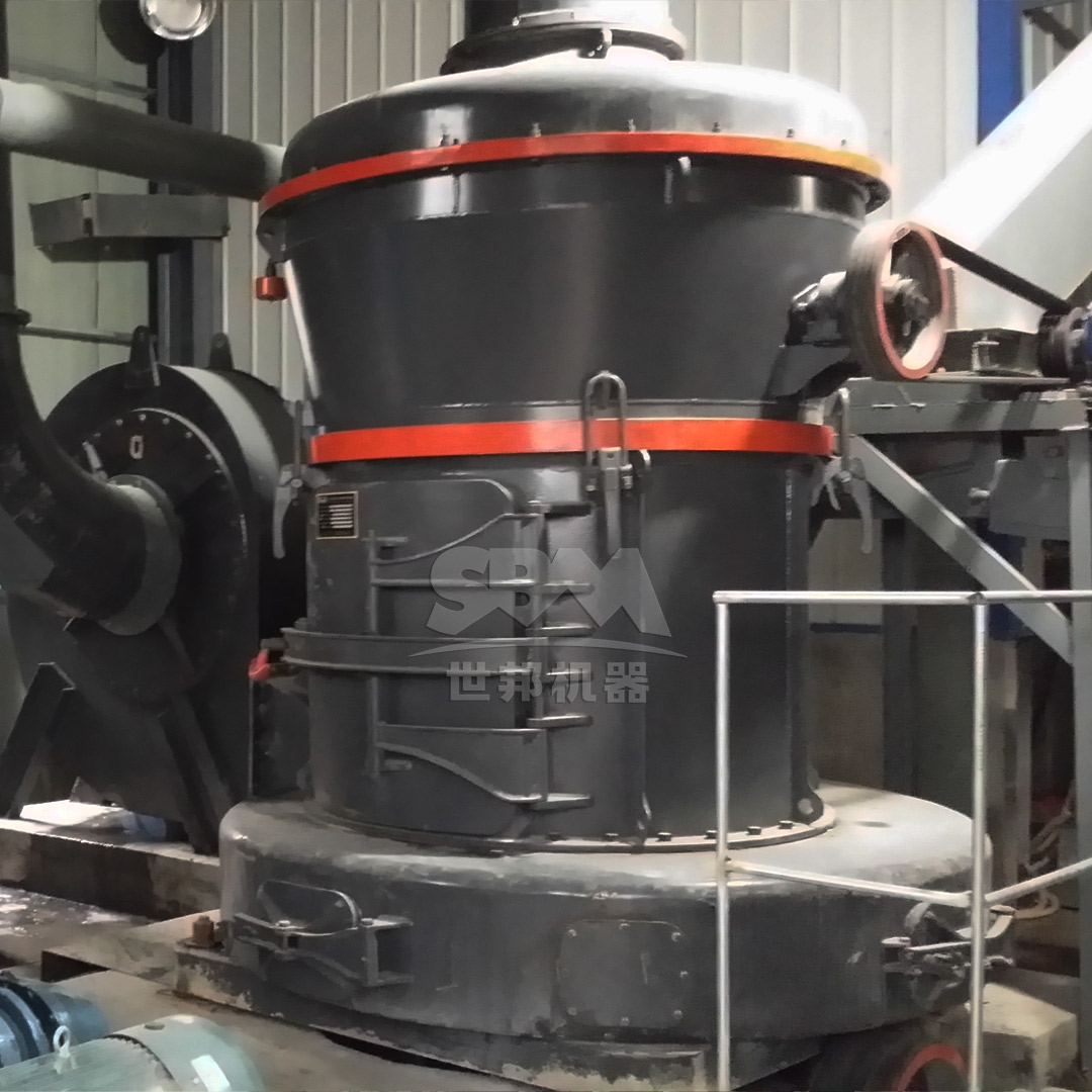 Metallurgical flux limestone primary crushing stage using jaw crusher and impact crusher