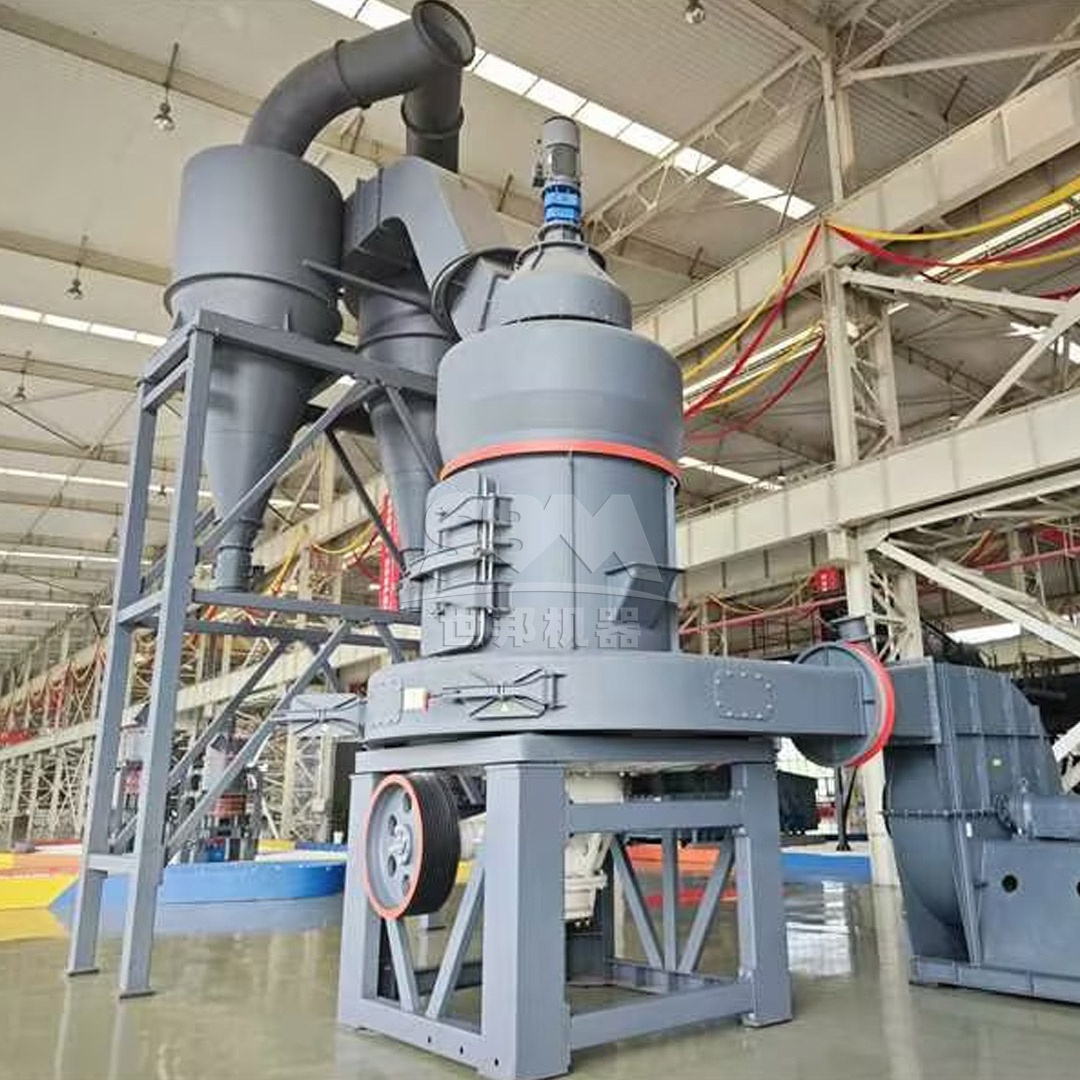 Hammer mill used for primary crushing of attapulgite ore in wall panel filler production